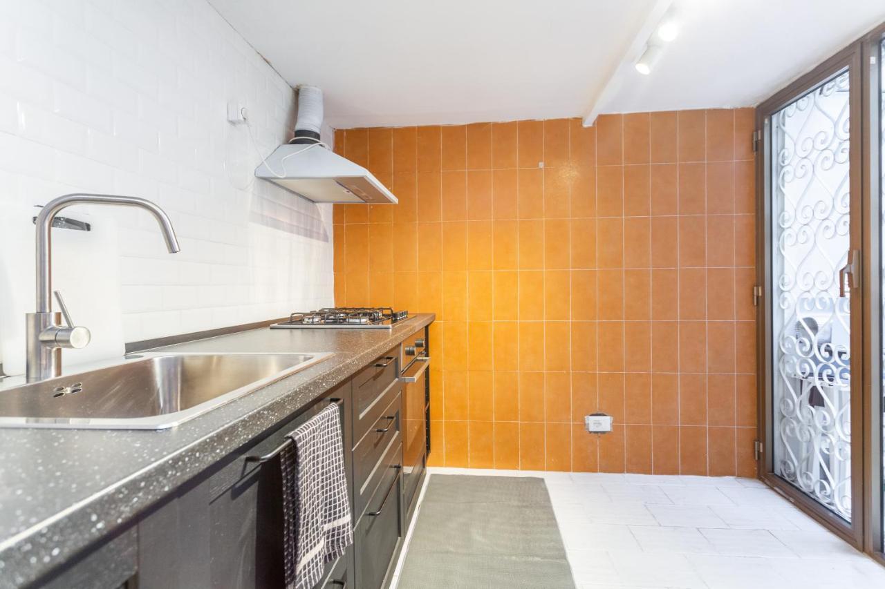 Daplace - Giulia Apartment Rome Bagian luar foto